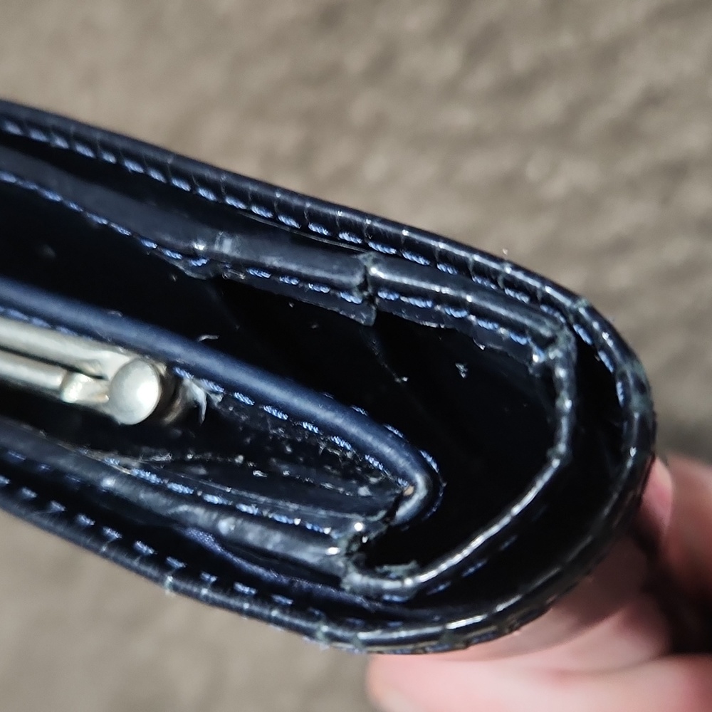 Black Patent Prada Wallet - Picture 3 of 9